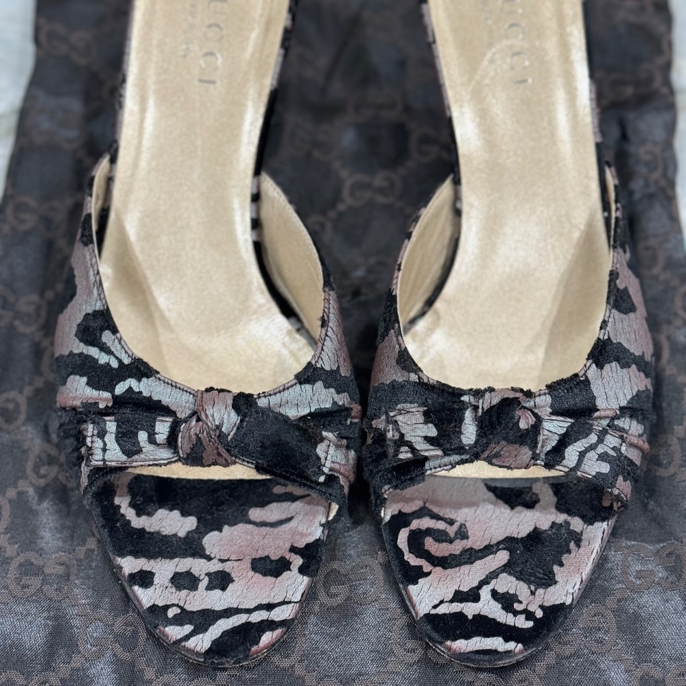 Gucci kitten heels